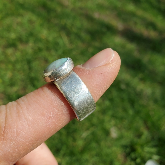 Unique Handmade Opal and Sterling Silver Ring - Picture 3 of 4
